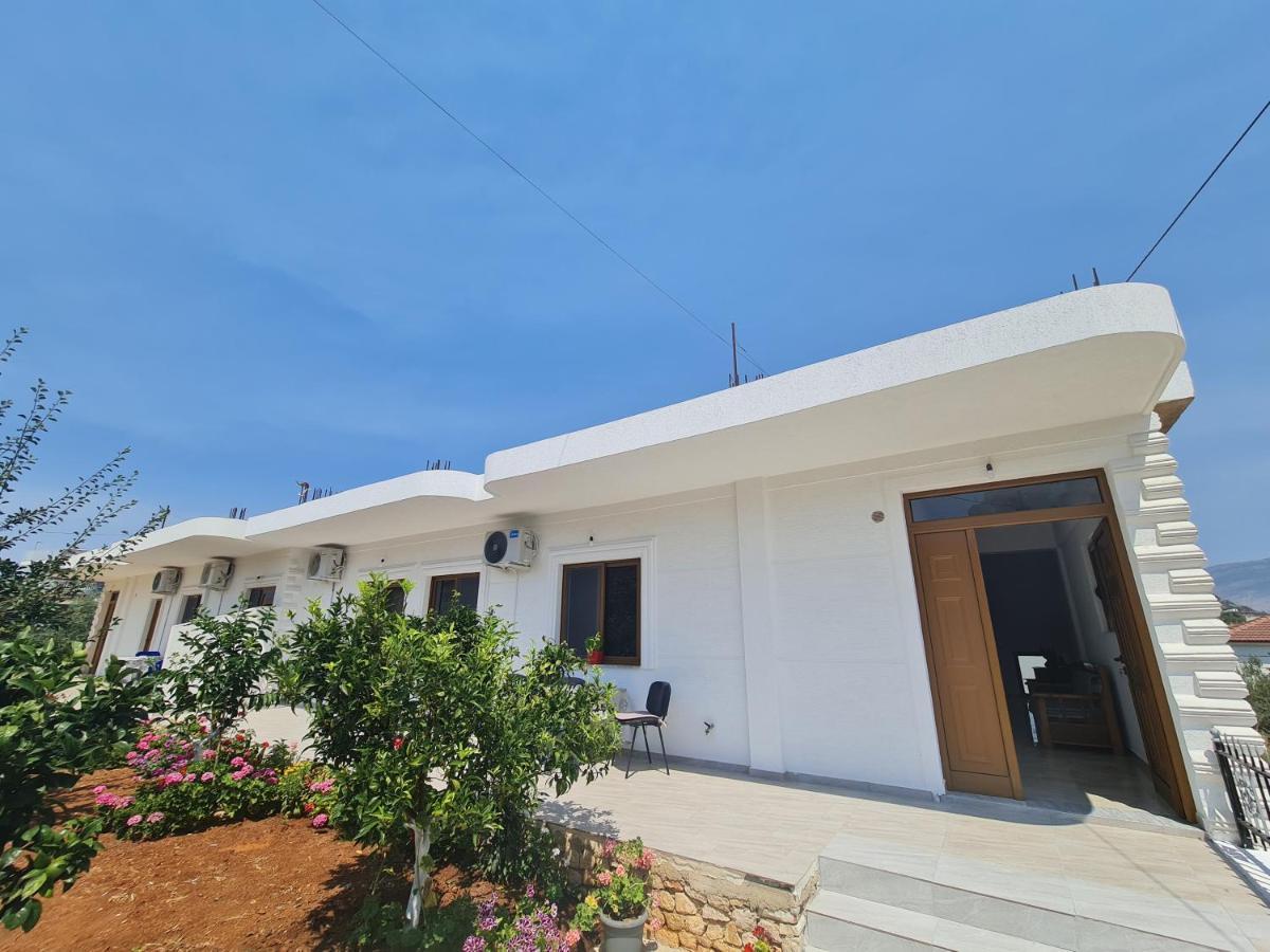 Glow Two Bedroom Apartment Ksamil Exterior photo